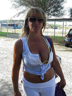 horny grown up sexy girls