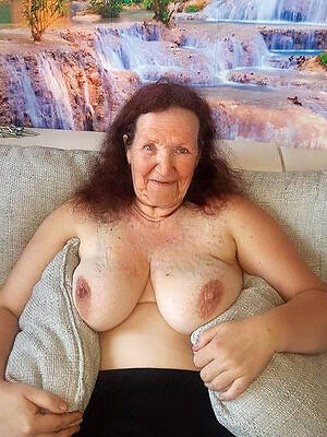 naked pics of hot adult grannies