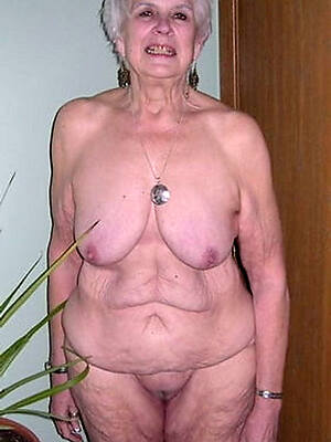 hot granny nude pics