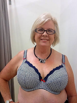 astonishing mature women beside bras porns
