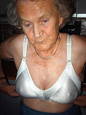 granny over 70 dilettante porn pics