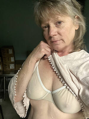 mature mom granny porn