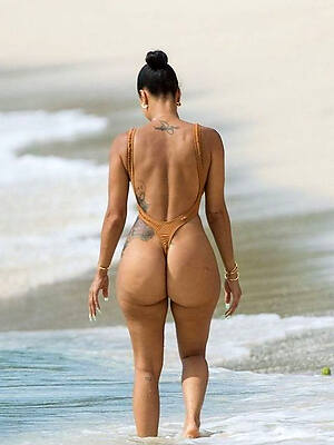 amazing mature big hot goods teasing us