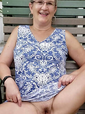mature pussy over 50 adult domicile pics