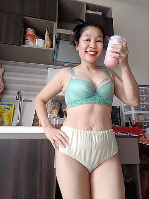 nude asian mature photo
