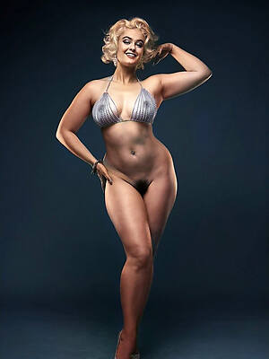 the sexy goddess classic full-grown nude