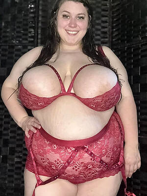 mature unveils her fat tits mature
