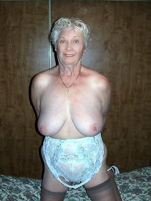 incomparable sexy hot grannies pictures