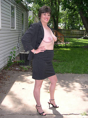 mature woman in heels sure body