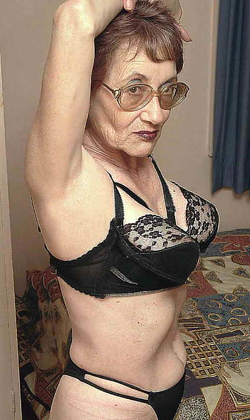 505px x 850px - Beautiful mature sexy older women porn pics - MatureHomemadePorn.com